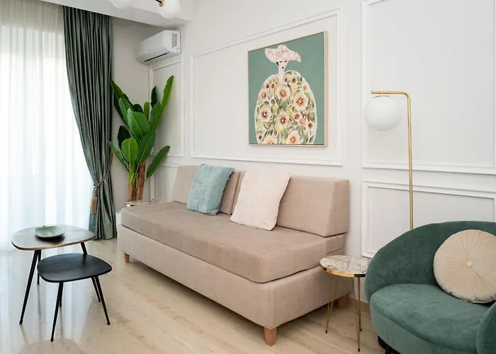 Margo Luxury Living 2 By 8Essentially